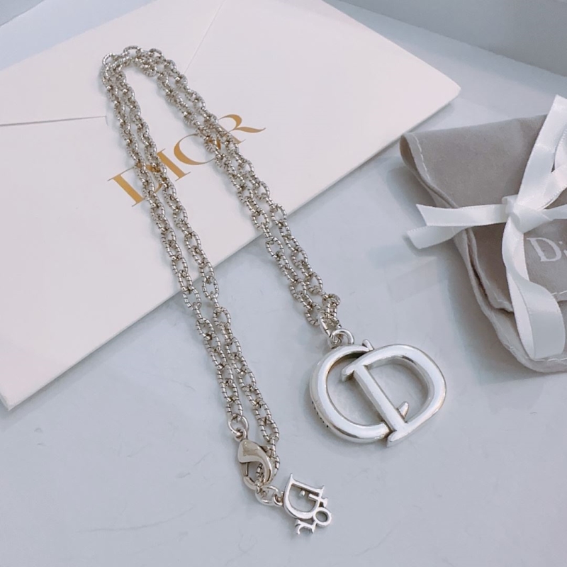 chr1st1an D10r necklaces